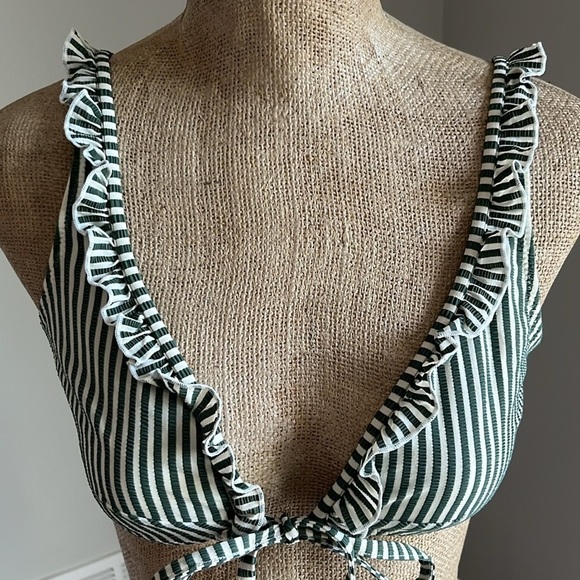 NWT Solid & Striped The Milly Top Bikini Swim Top Medium - Picture 4 of 6